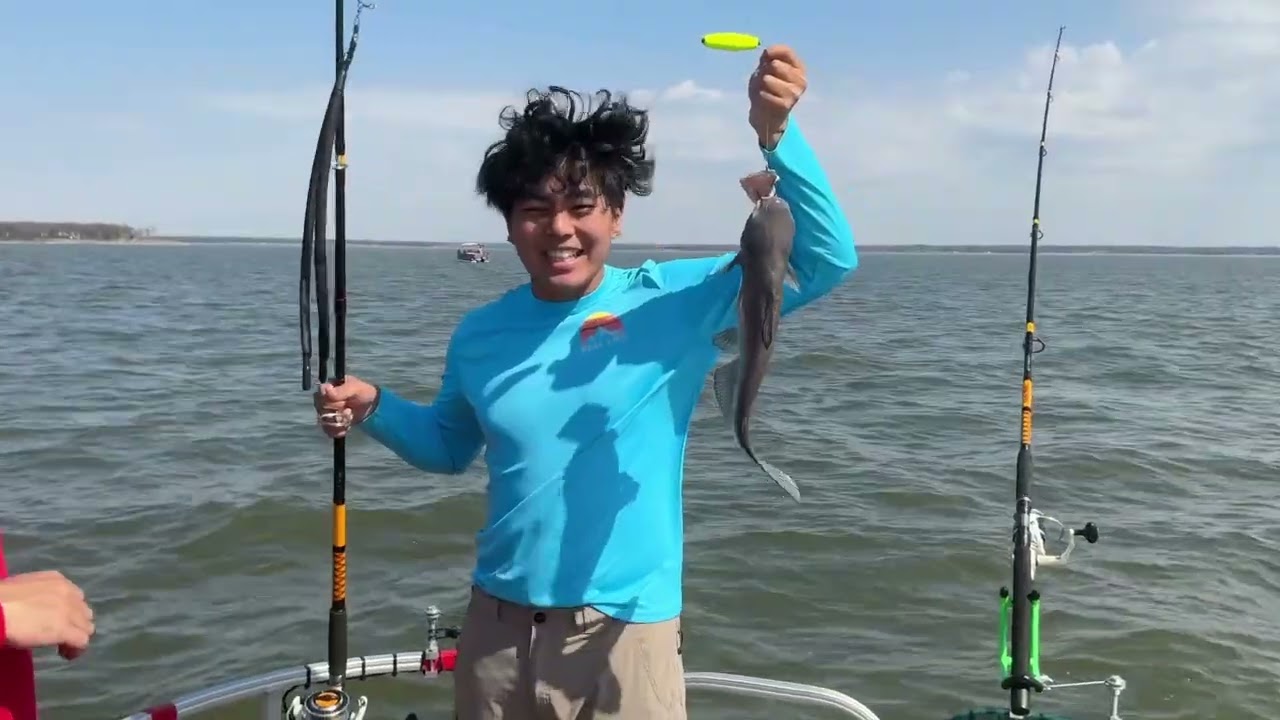 Mr. Wayne's Guide Service - Lake Tawakoni, Texas  --  214-960-0573