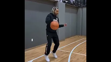 Lil Durk Gets Buckets With NBA Trainer Chris Brickley