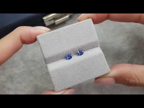 Pair of Cornflower blue sapphires in oval cut 0.62 ct, Sri Lanka Video  № 2