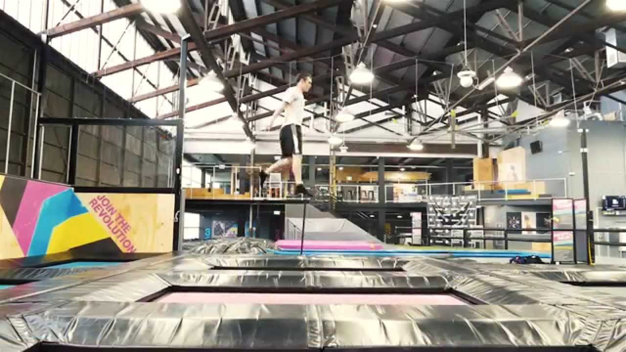 Tutorial - How to do a GOOD Barani (front flip half twist) w/ Olympic Silver Medallist David