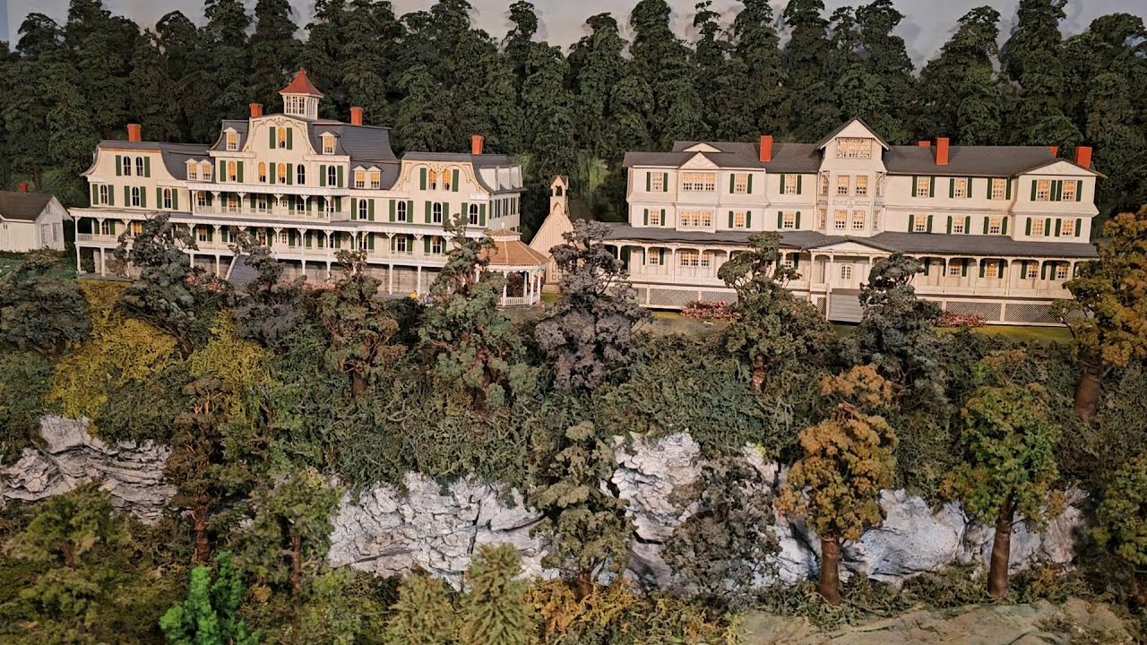 SuperQuick C1 Hotel, Offices And Restaurant | Howes Models