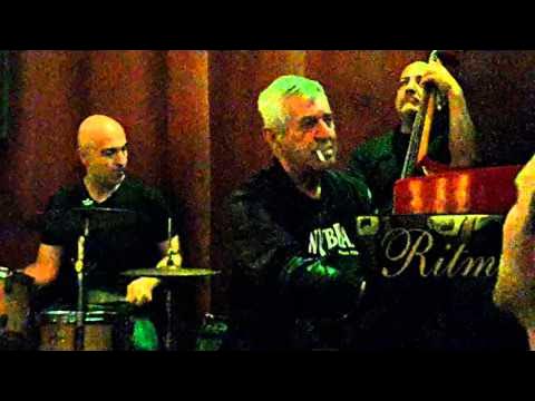 Джаз бар малхаз ереван. Malkhas jazz club ереван. Джаз ресторан в ереване. Mezzo ереван club. Малхаз ереван.