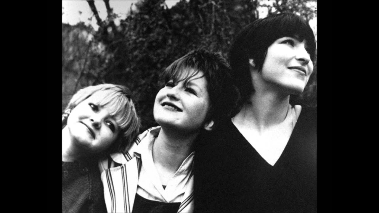 Dolly Mixture - Step Close Now