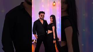 Dhake Kamariya Sariya Khach Lela Raja Ji