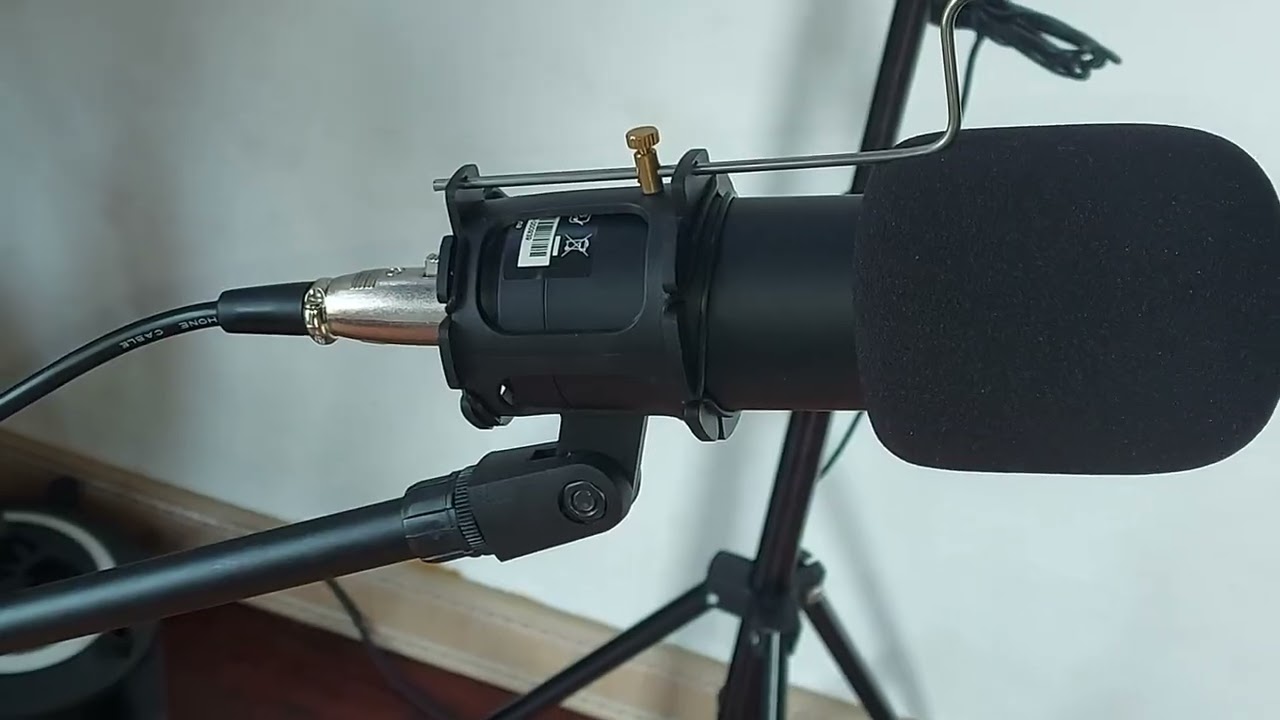Hasil Pemasangan Holder Microphone Stand 360 ms 70b dan Tripod Light Ring TAFFSTUDIO 20221113 103301