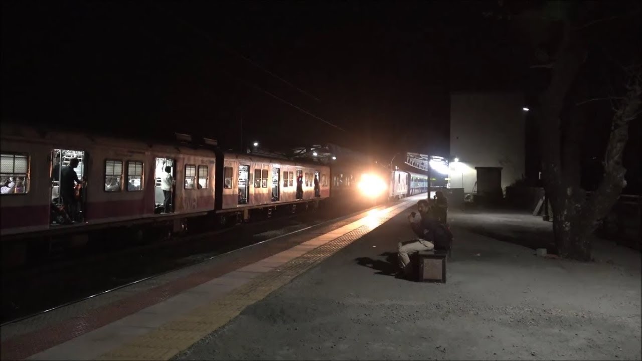 Night Shattering Jaipur Superfast, Pune Indore Superfast & SF Avantika Express - All In 20Mins ! - YouTube