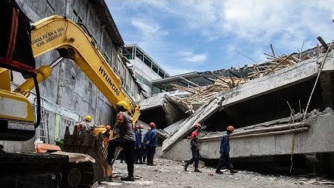 Tragedi di Al Khoziny: Keluarga Menunggu Kabar Setelah Runtuhnya Sekolah Asrama