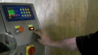 TCM-65 DIGITAL TEMP DISPLAY. MOV