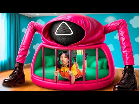 Transform into a squid game doll and escape from prison!