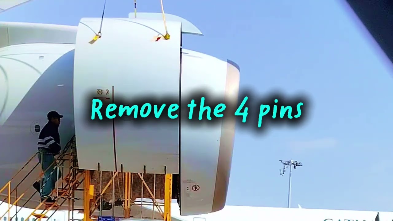 Aircraft fan cowl removal