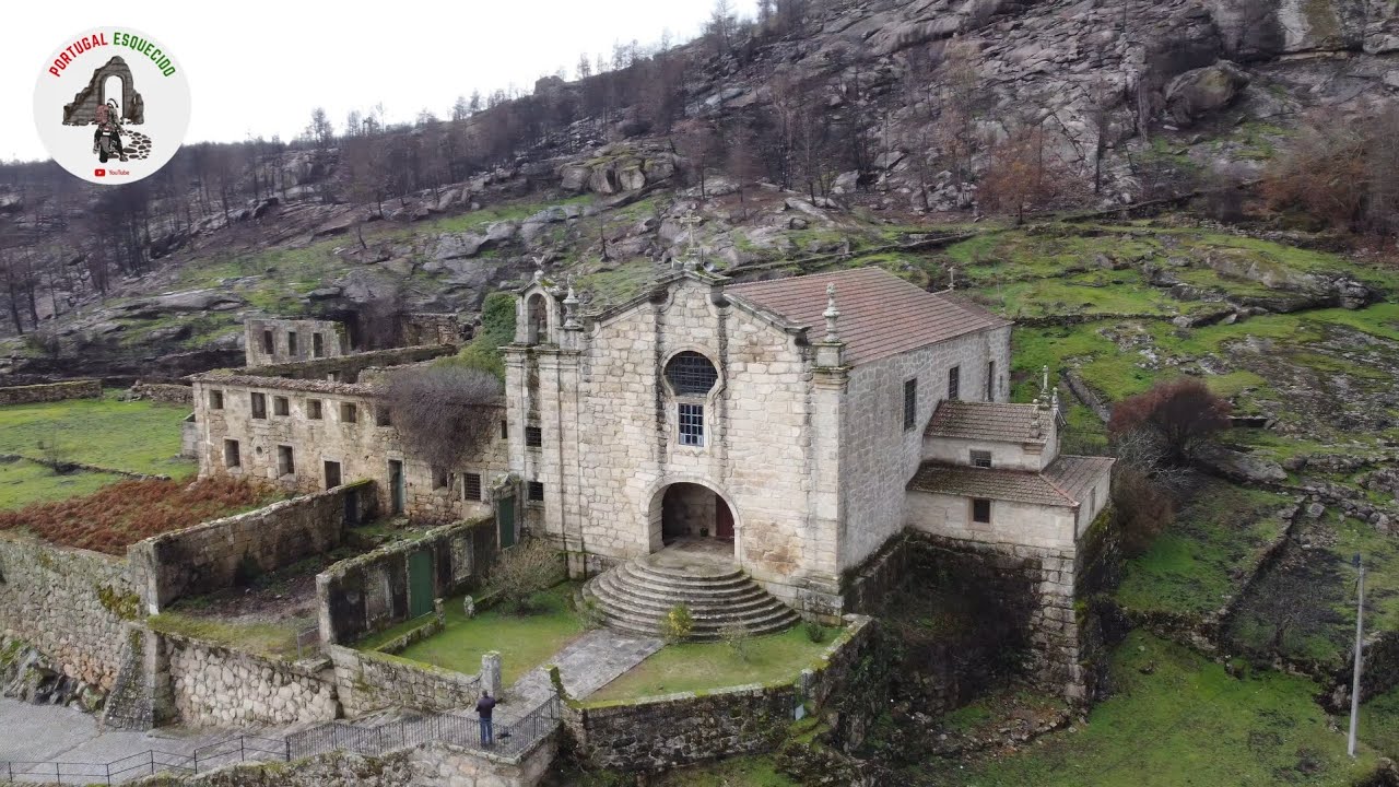 Milagre, Ruína e Mistério: O Senhor Santo Cristo da Fraga
