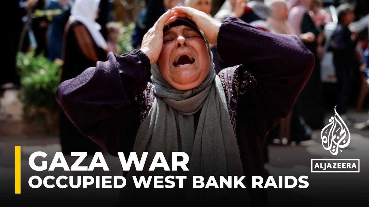 أفادت التقارير بمقتل ما لا يقل عن 11 فلسطينياً في الضفة الغربية المحتلة