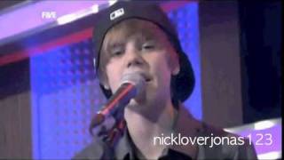 Justin Bieber- Baby live in studio 5 in UK