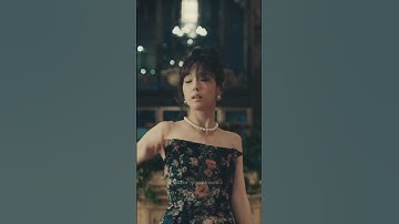 Do you notice something in jisoo