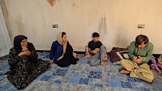 Download Lagu Shokoofeh and Javad fight over the house title deed; Chaos at home MP3 Download Lagu Shokoofeh and Javad fight over the house title deed; Chaos at home MP3