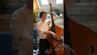 Friday groove #uprightbass #bassplayer #producer #singersongwriter