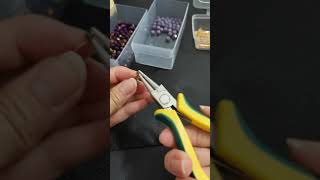 How to use eye pins for making accessories