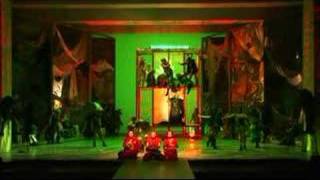 Ines Agnes Krautwurst als Mr. Green im Musical Abydos