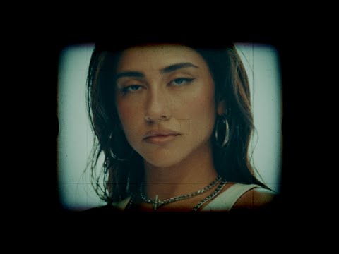 שירה אטיאס עפיפון Prod By Tom Furman 