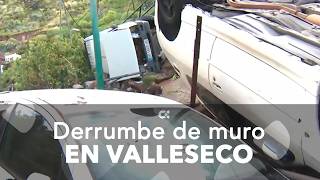 Tres coches continúan en la zona donde se derrumbó un muro en Valleseco, Santa Cruz de Tenerife