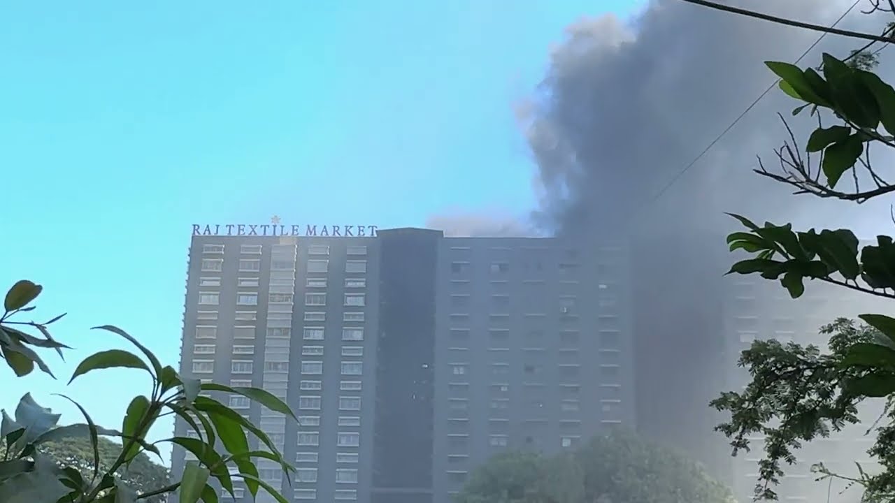 Raj textile market Surat Raj Textile Market Fire Brought Under Control 🔚 