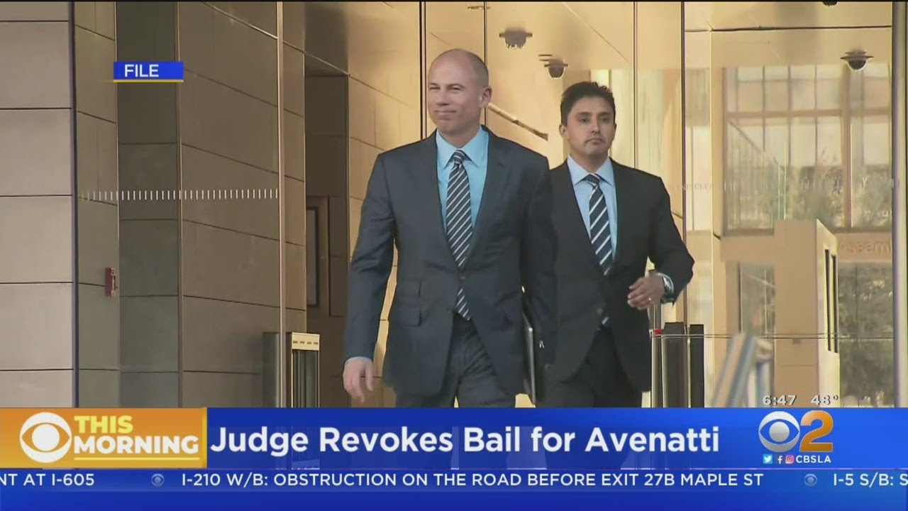 Michael Avenatti Stays Behind Bars After Judge Revokes Bail