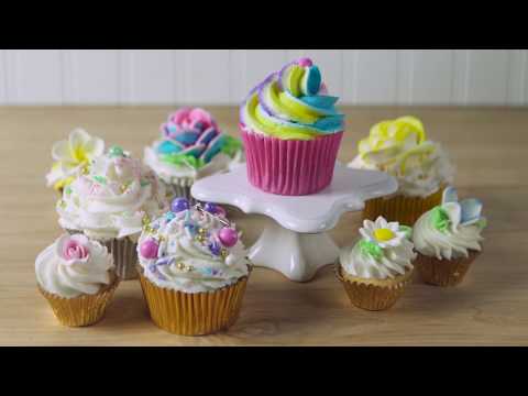 Three Ways to Use Tip 1M to Decorate Cupcakes | Global Sugar Art