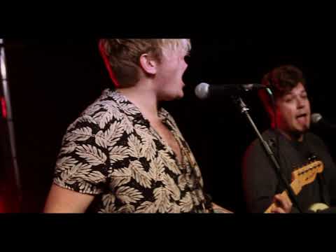 Kaiser Chiefs - I Predict a Riot - Stereo Jack Cover