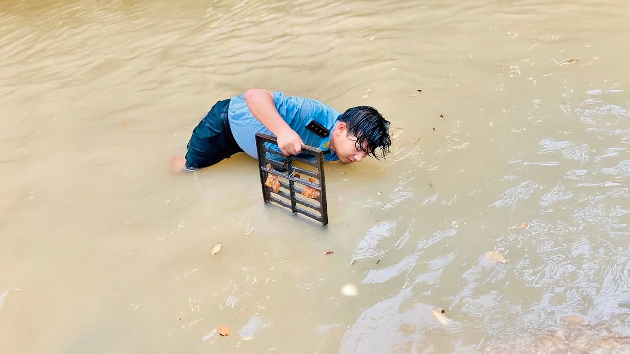 Flooded Street Drain? Here’s How to Unclog It Efficiently!