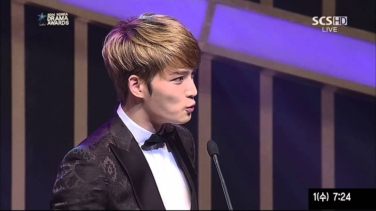 141001 코리아드라마어워즈 남자최우수상 김재중