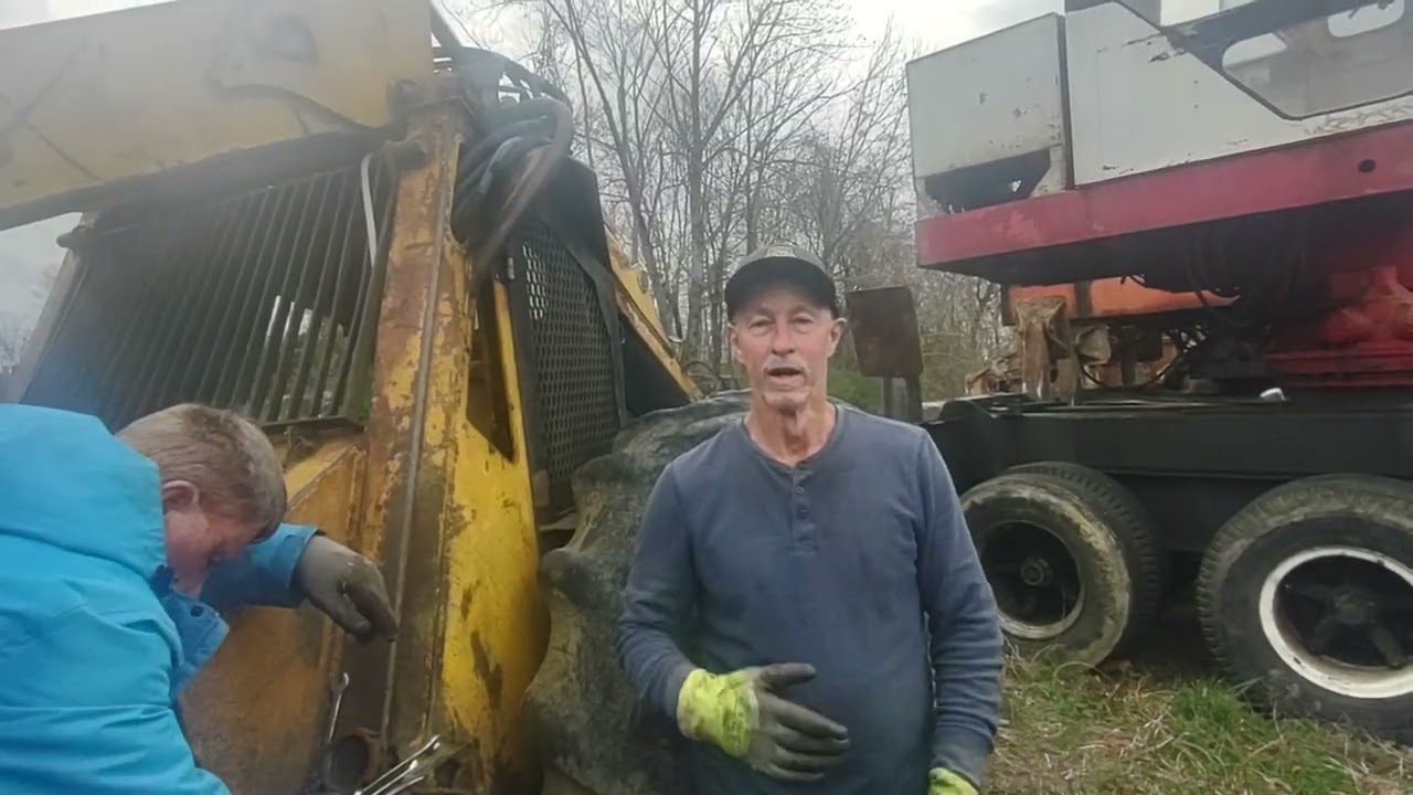 Наконец-то начали собирать валочно-погрузочную машину Bell Welder Packer обратно.