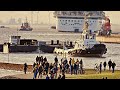 Meyerwerft Steuerponton & Schlepper tugs & AIDAcosma´s conveyance maneuver ponton after use Emden