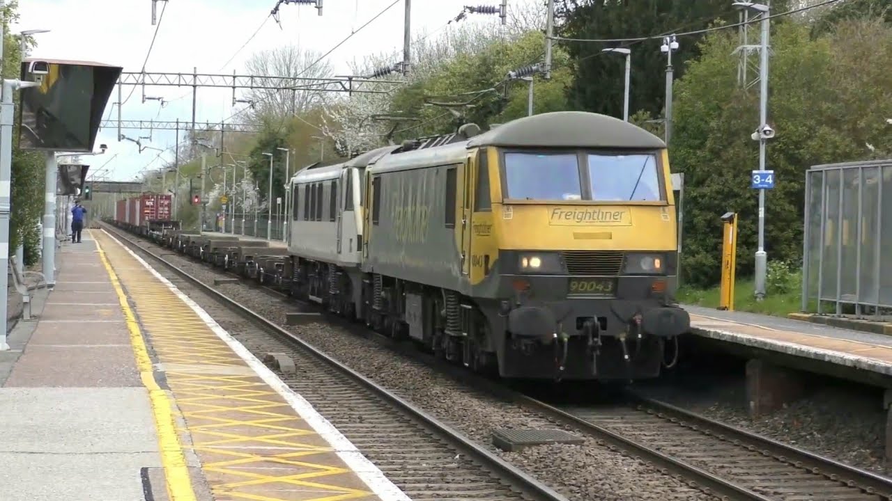 Trains at: Hatfield Peveral (HAP / GEML) | Friday 9/04/2021