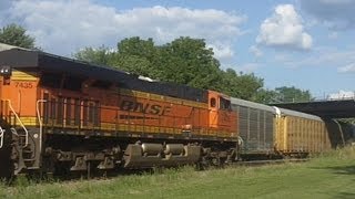 BNSF 7361 Vehicle Train Meets BNSF 7435 Stack