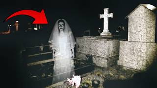 The true spirit of a bride appeared wandering through the cemetery!
