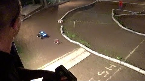 Traxxas Summit Titan 775 4S LiPo Track Test - Netcruzer RC