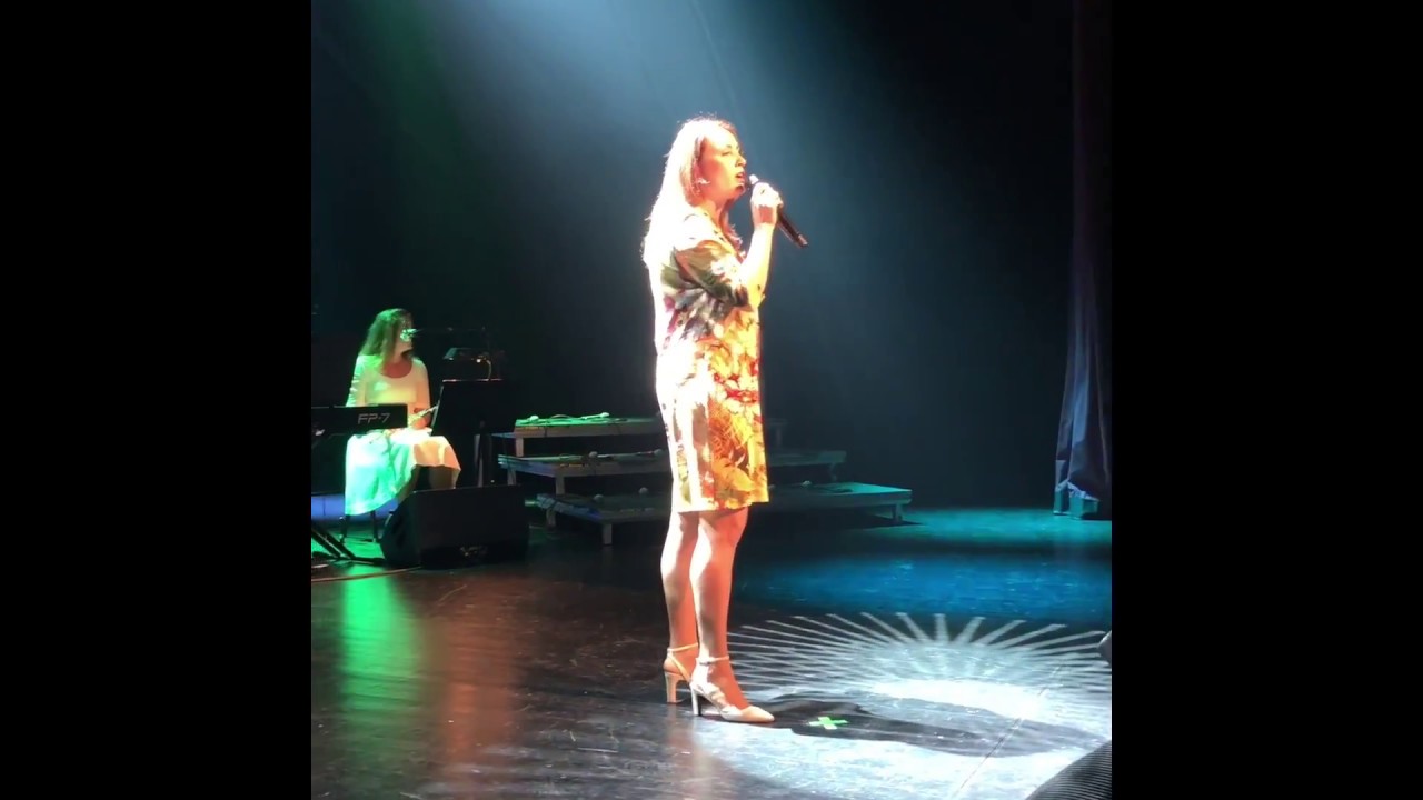 Watch Elena Chizhik - Nadezhda, moi kompas zemnoi on YouTube Watch Elena Chizhik - Nadezhda, moi kompas zemnoi on YouTube
