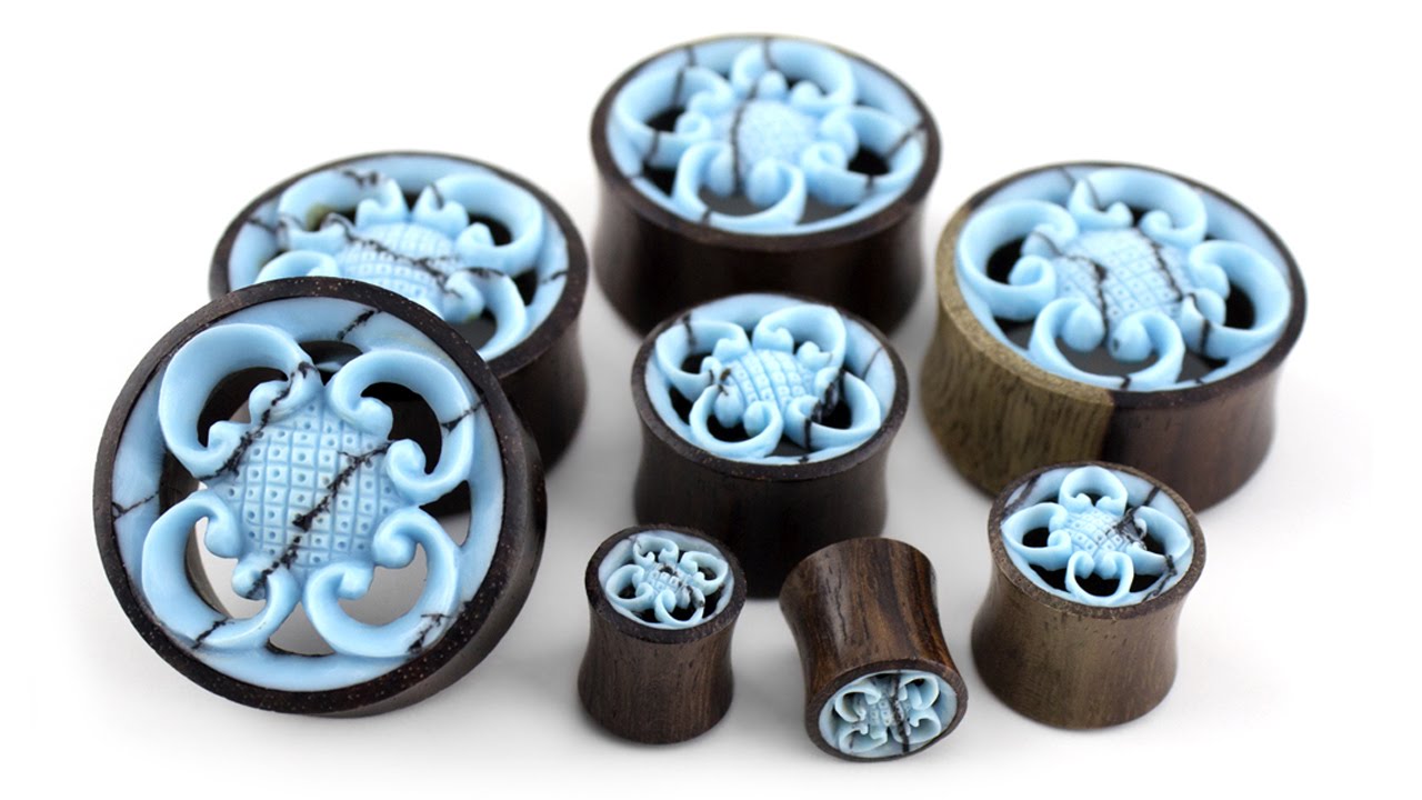 body piercing valparaiso Sono Wood Plugs With Carved Turquoise Floral Inlay 1/2