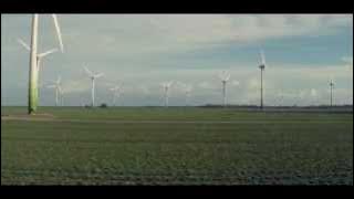 Download lagu 'Keep Rolling On' - Luke Thompson