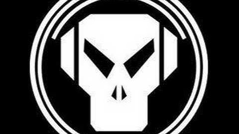 source direct call & response (off the blade movie, Deacon frost library scene)