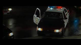 Planet of Apes (2001) : Apes police unit respond scene