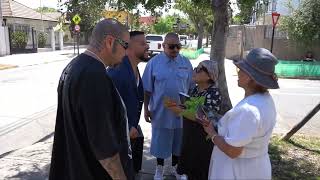 Pastor Rocha pelea la esquina