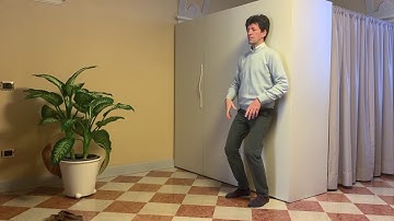 Allungarsi contro la parete