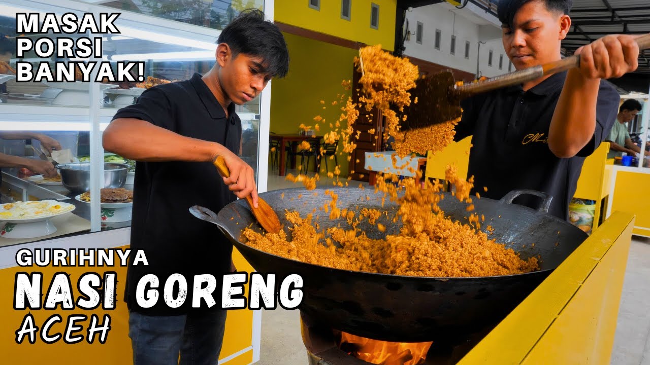 Pakai 'Bumbu Legend Aceh' + Minyak Samin || Masaknya Pakai Arang || MIRZA NASI GORENG & MIE ACEH