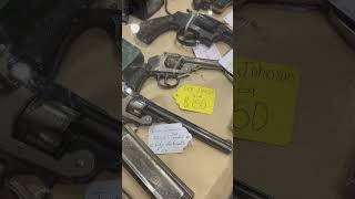 IVER JOHNSON 32 CAL AT THE MELBOURNE GUN SHOW #guns #trigger #military #shooter #trending