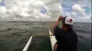Tupu King Va'a Surf Session - Cable Bay