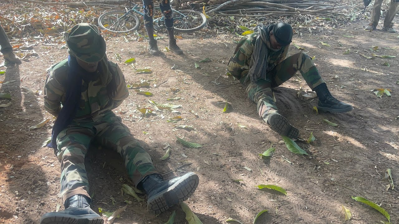 ЗАДЕРЖАННЫЕ СОЛДАТЫ ЭКОМИГ ЗАЯВЛЯЮТ, ЧТО ИХ ПРАВА НЕ НАРУШАЮТСЯ