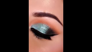 #shorts Teal Glittery Smokey Eye Makeup Look