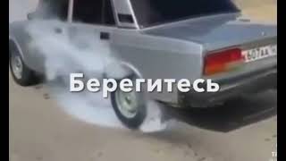 Солнце всходит и заходит.