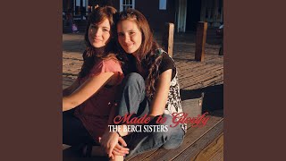 Video voorbeeld van "The Berci Sisters - Azi Te Rugam"